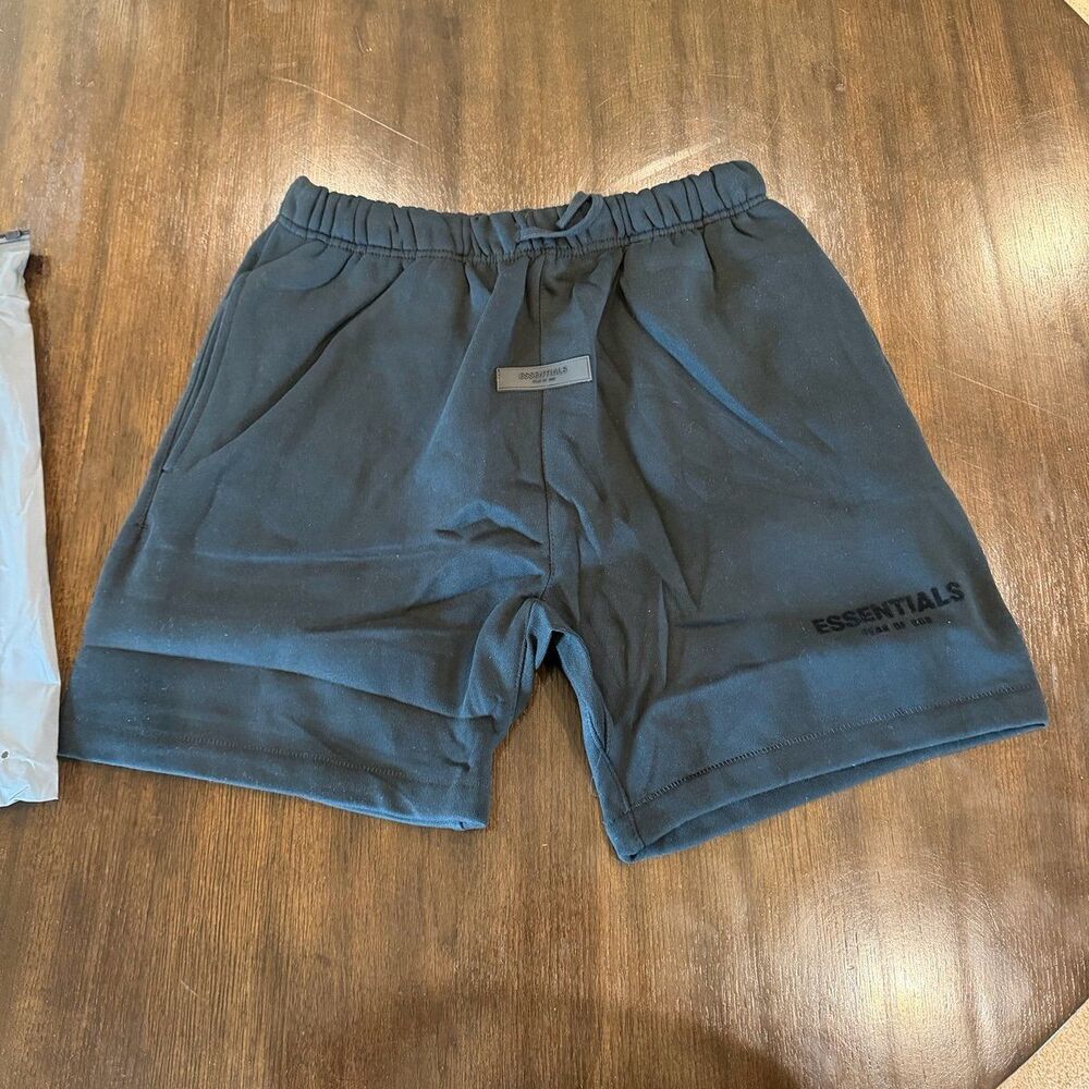New Size Large Essentials Fear of God SS22 Stretch Limo Black Shorts Authentic